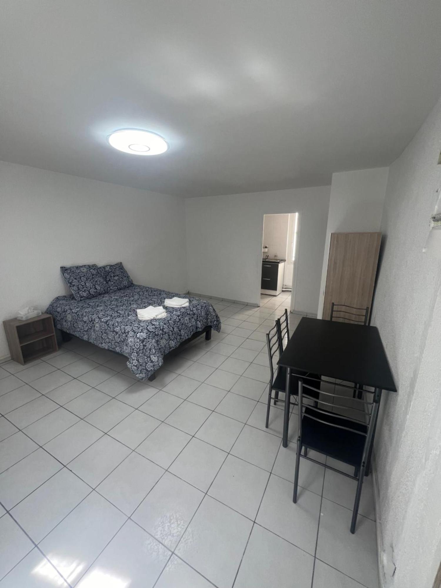 Studio Tapisvert St Charles Canebiere Vieux Port Marseille Eksteriør billede